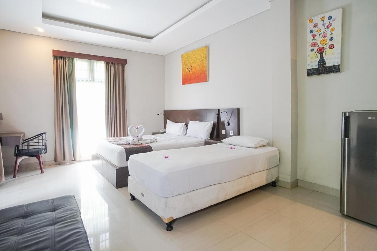Akarsa Transit Hotel Sanur Kültér fotó