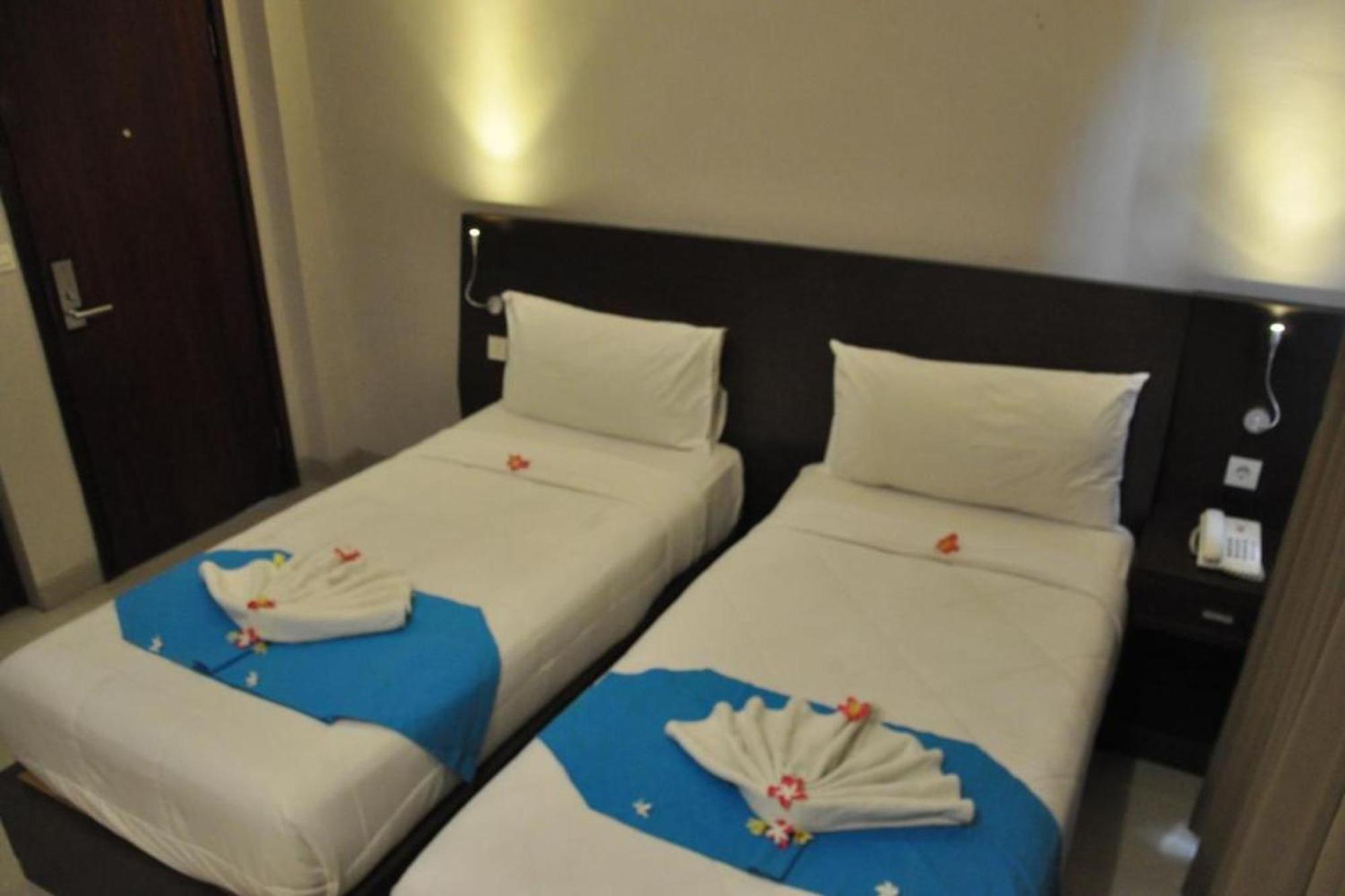 Akarsa Transit Hotel Sanur Kültér fotó
