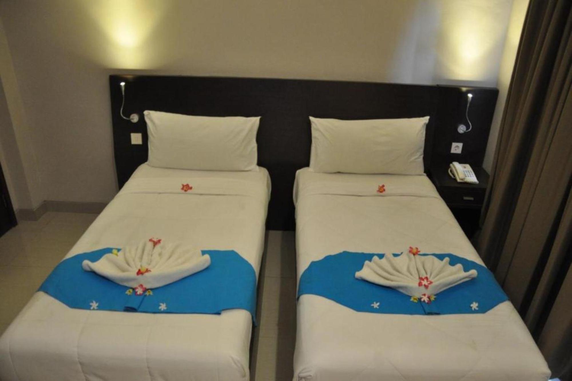Akarsa Transit Hotel Sanur Kültér fotó